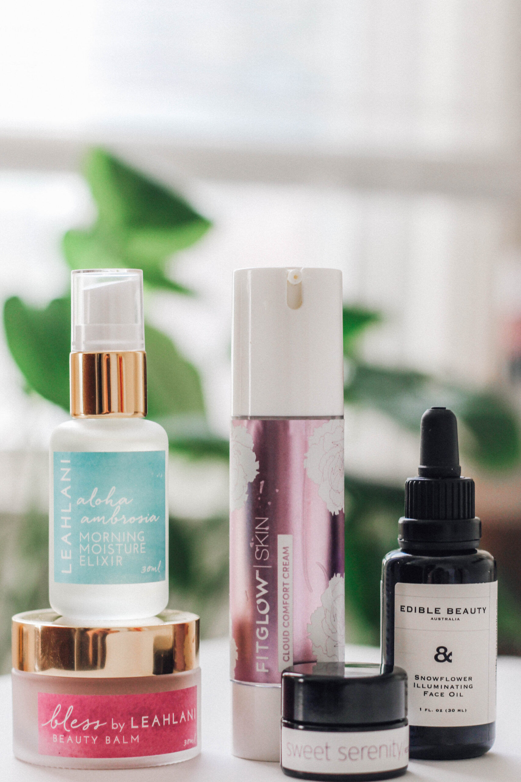 MONTHLY MUST-HAVES: 5 SERUMS FOR DRY SKIN
